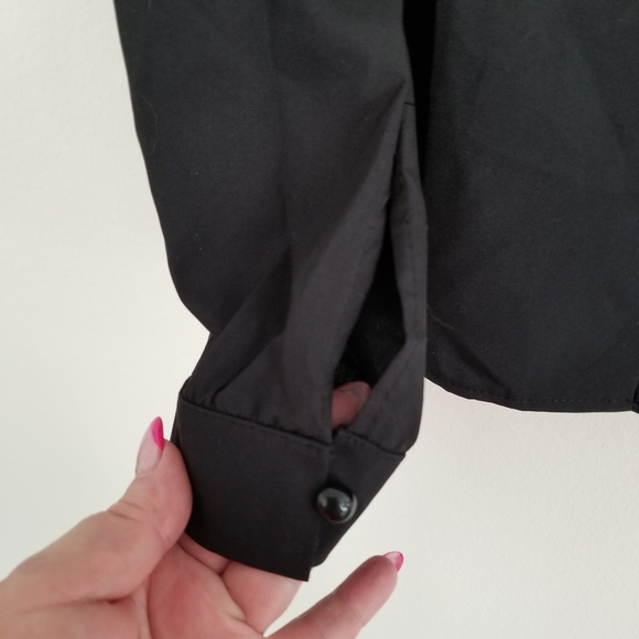 BLACK LONG SLEEVE BUTTON UP BLOUSE - Picture 4 of 5